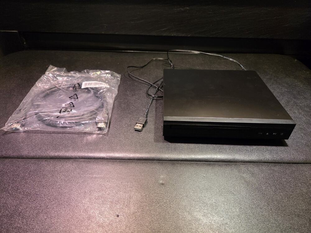 ONN USB Powered DVD Player With New HDMI Cord Tested & Works No Remote